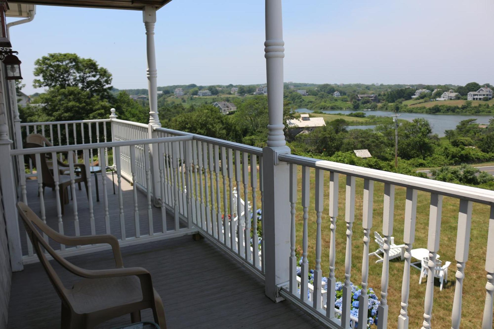 Payne'S Harbor View Inn New Shoreham Bagian luar foto