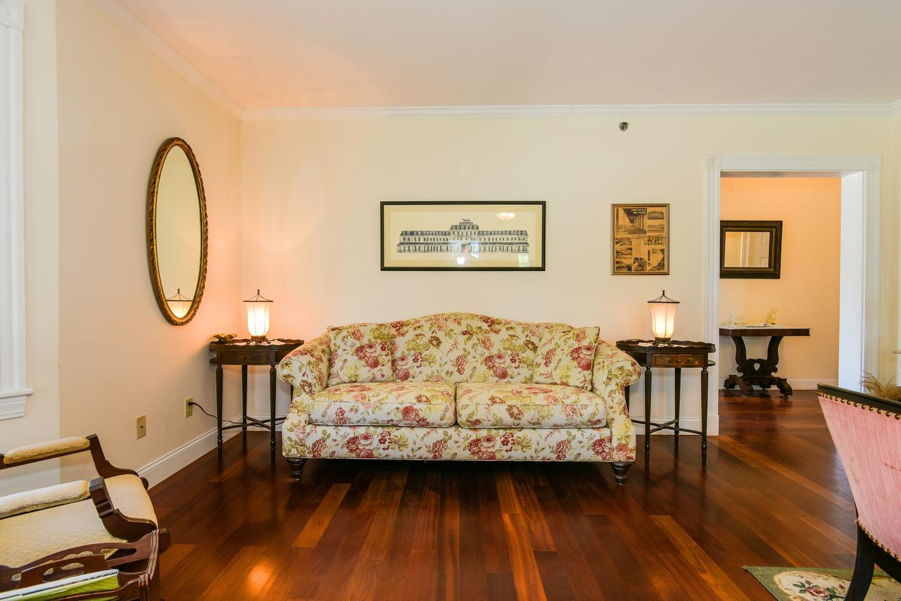 Payne'S Harbor View Inn New Shoreham Bagian luar foto